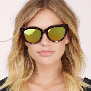 QUAY Sunglasses: Rhymes.2.4